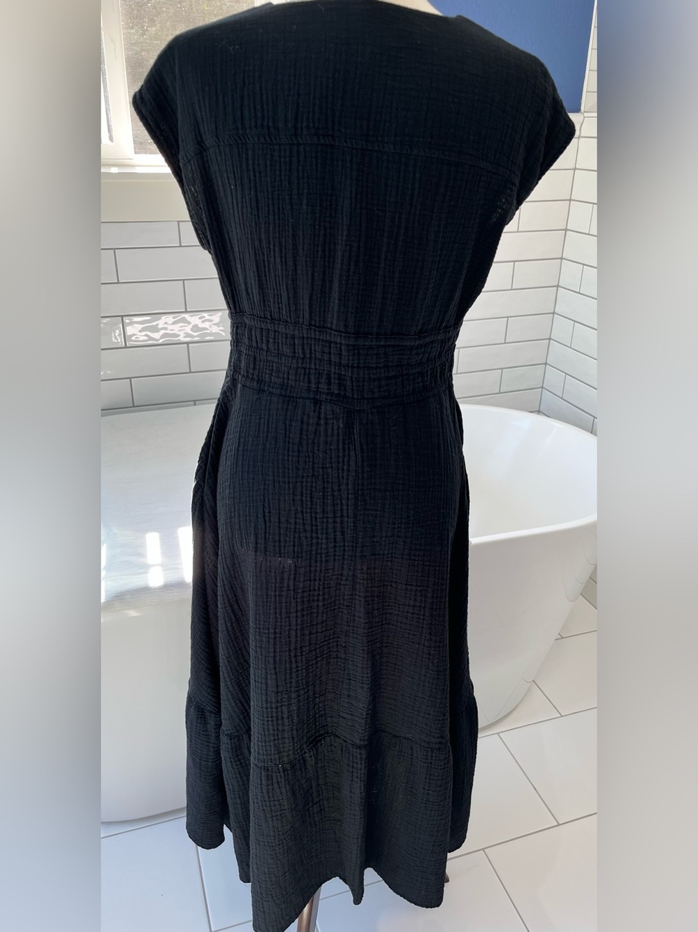 Joe's Jeans Black V-Neck Midi Dress - Picture 5 of 10